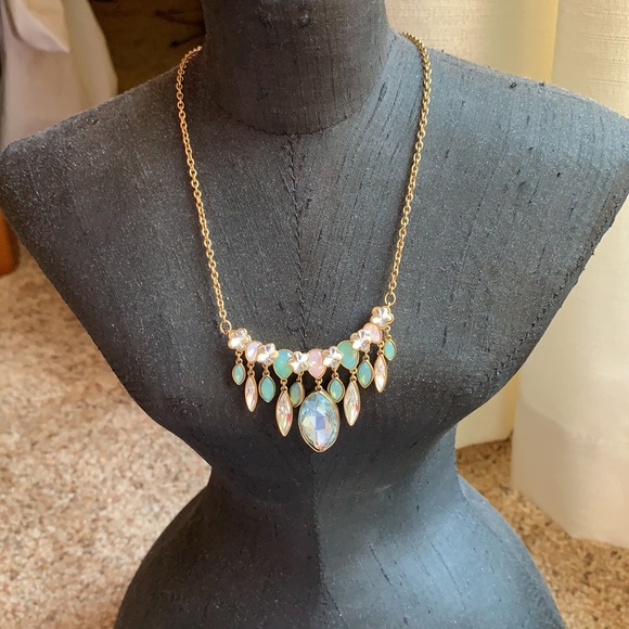 Swarovski Claw Frontal Necklace - Picture 3 of 3